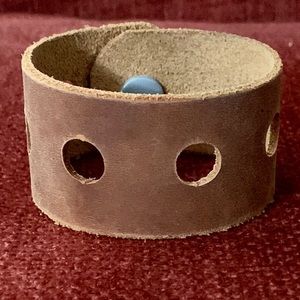 👁👁 Brown Leather Bracelet Unisex Raw Edge